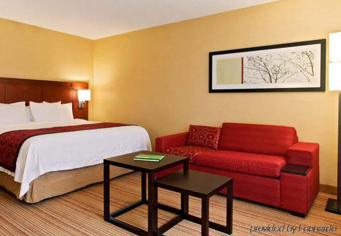 Courtyard Newburgh Stewart Airport Hotel Bagian luar foto